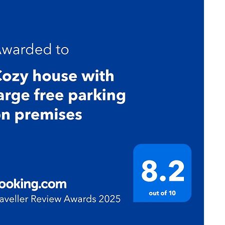 Вилла Cozy House With Large Free Parking On Premises Спрингфилд Экстерьер фото